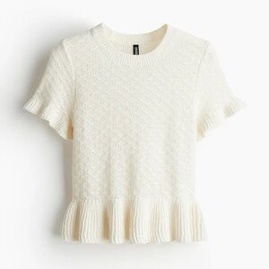 🤍🎃🍂 H&M White Ruffle Trim Knit Top – Size Medium
